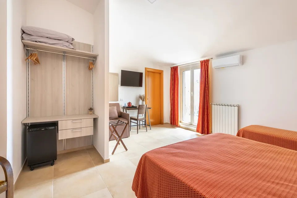 Triple Room with Balcony